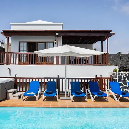 Lucilin Playa Blanca (Lanzarote)